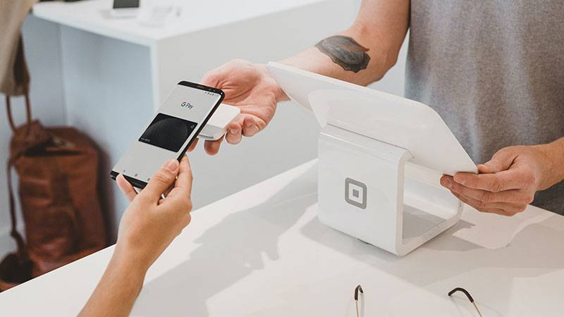 Hindari Transaksi Tunai! Gunakan 5 E-Wallet Ini