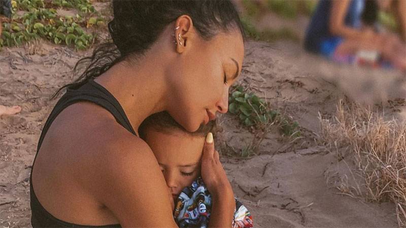 Naya Rivera 'Glee' Menghilang di Danau, Anaknya Ditemukan Sendirian di Perahu