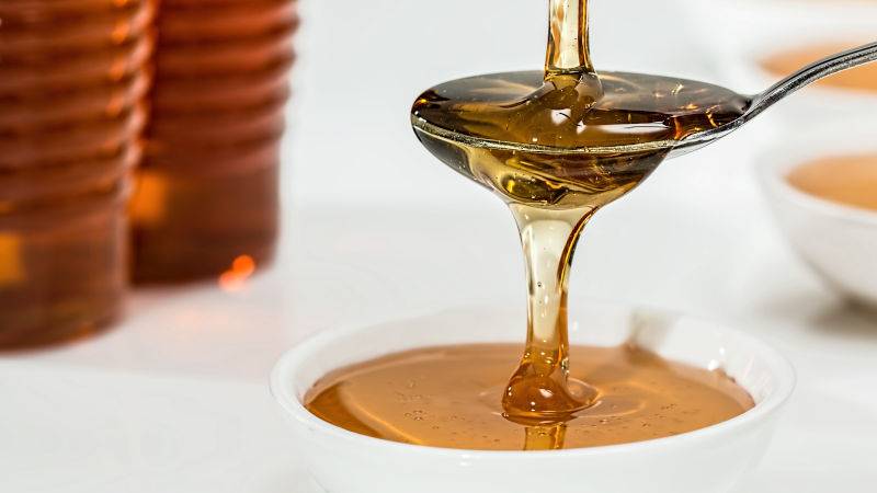 Tips Memilih Madu Asli dan Mengenali Jenis Madu Palsu