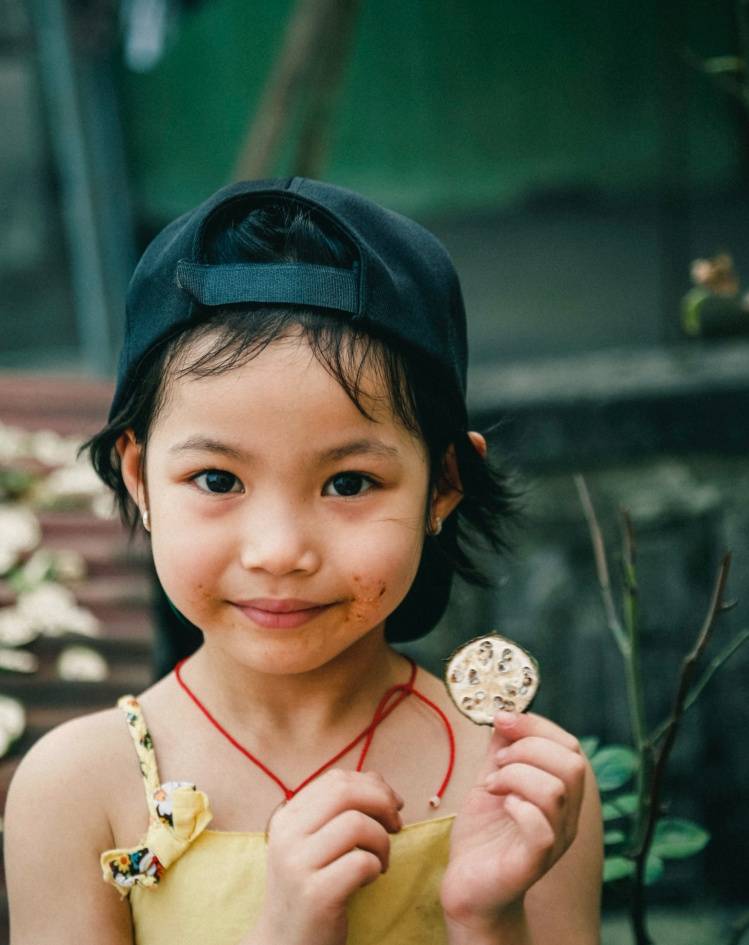 Pesan untuk Anak Perempuan, Belajarlah dari Enola Holmes