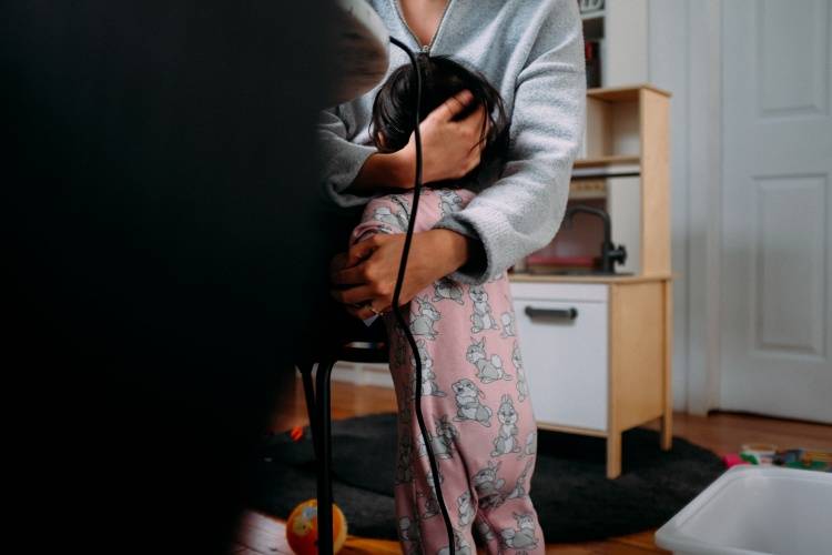 Intuitive Parenting, Mengajarkan Menjadi Orangtua yang Peka
