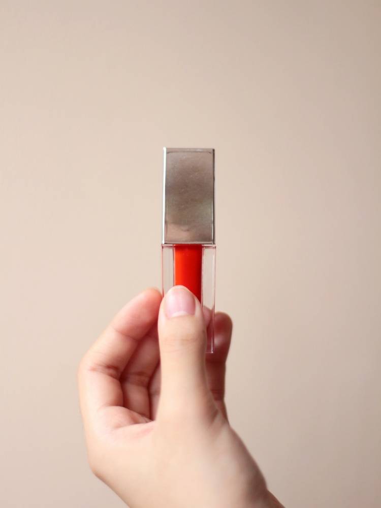 7 Lip Tint Halal Untuk Tampil Segar di Bulan Puasa