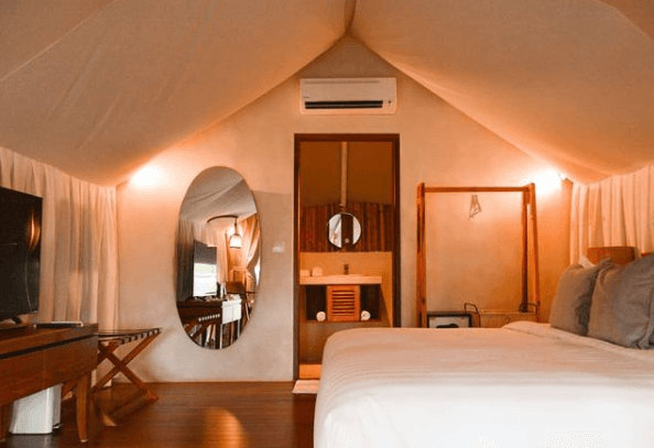 14 Rekomendasi Glamping Untuk Liburan Keluarga