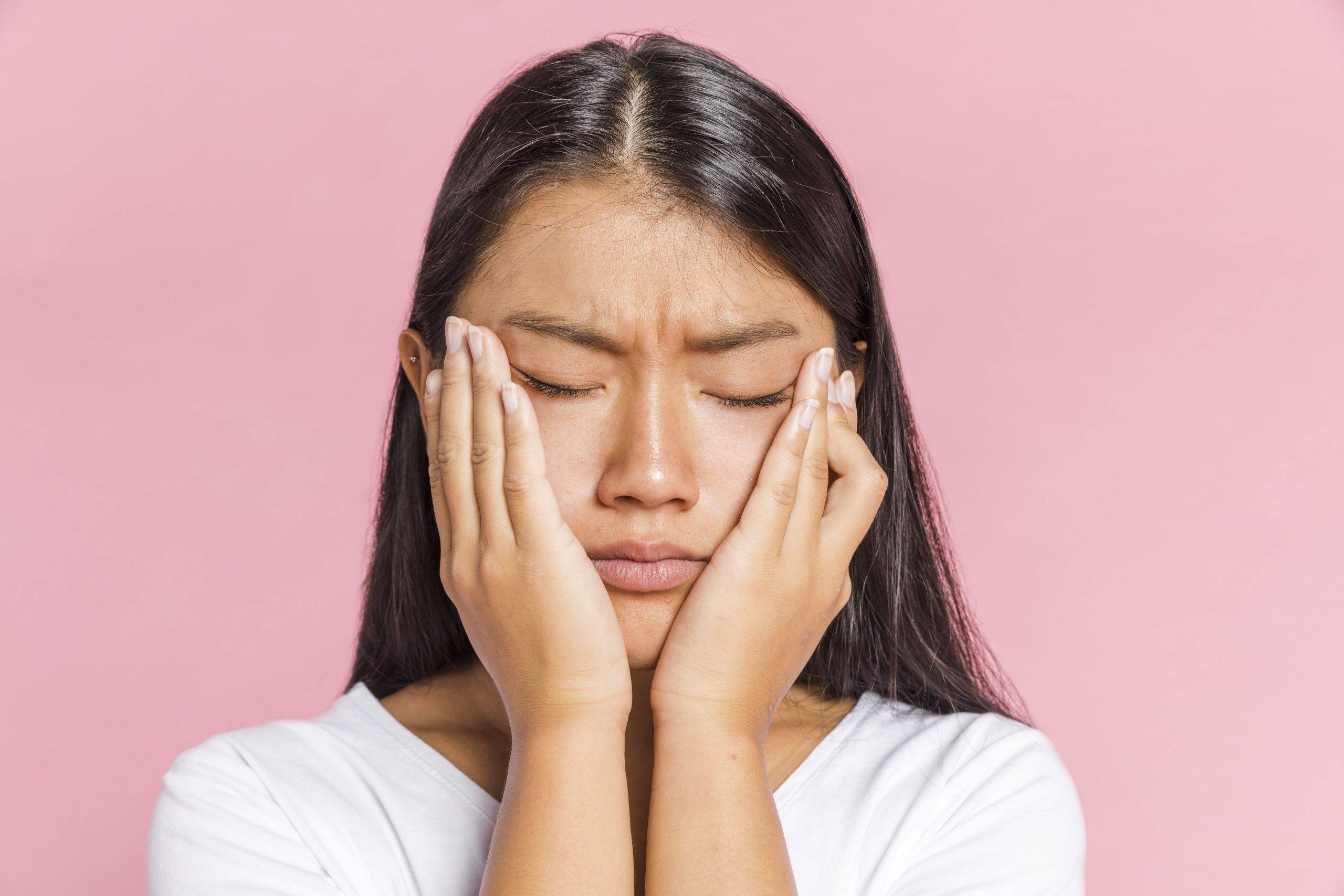 5 Produk Skincare Untuk Kulit Berminyak dengan Harga Terjangkau!