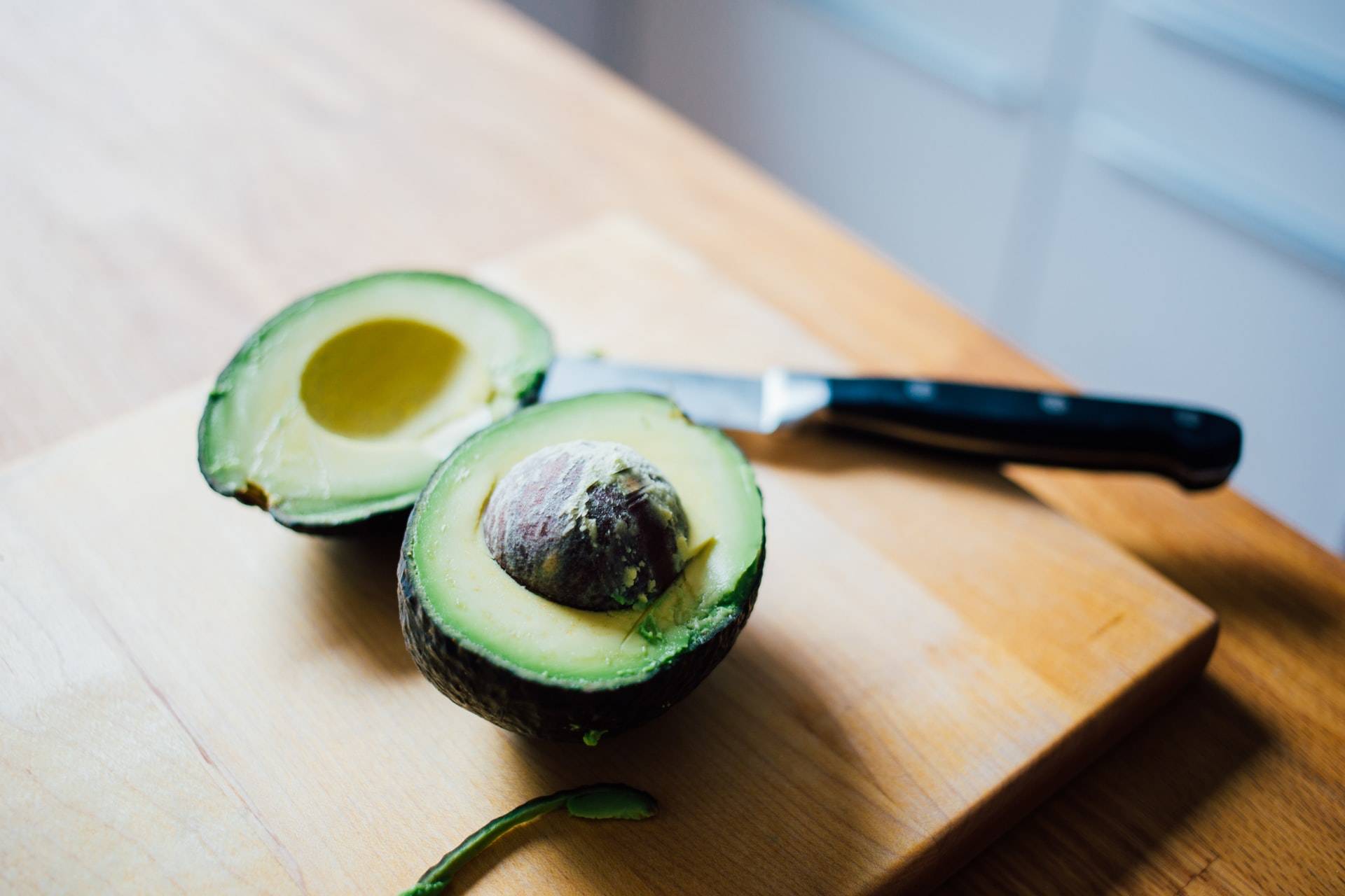 5 Buah untuk Menaikkan Berat Badan Anak dan Tips Mengolahnya