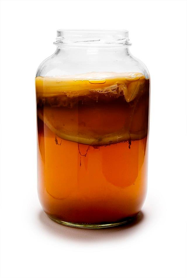 6 Rekomendasi Skincare dengan Kandungan Kombucha dan Manfaatnya