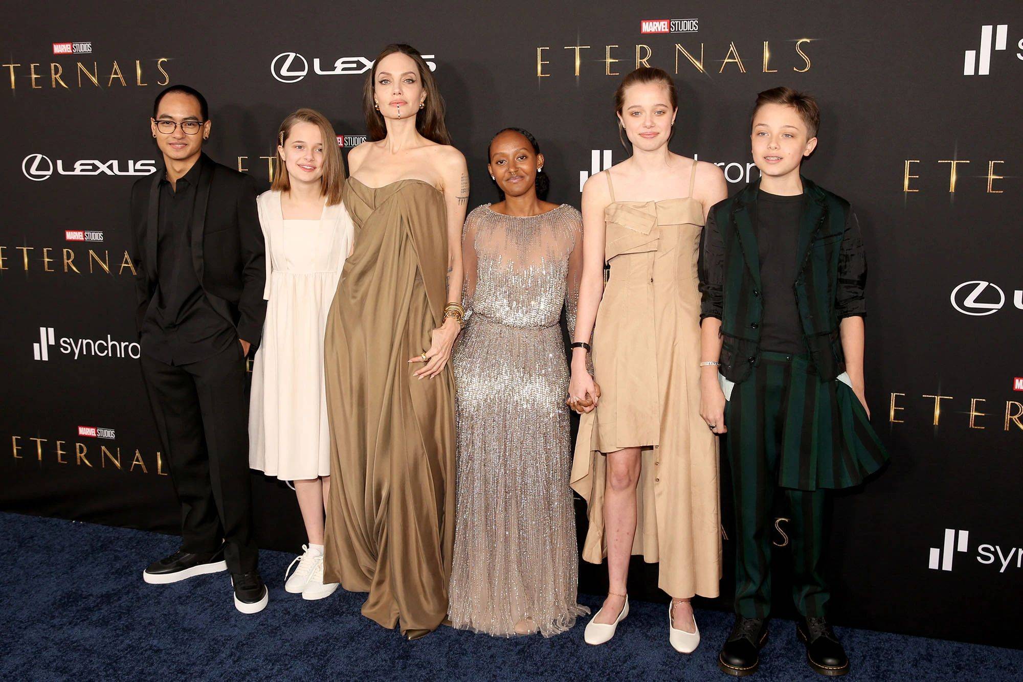 Tips Parenting Angelina Jolie: Berusaha Jadi Ibu yang Paling Asik Bagi 6 Anaknya