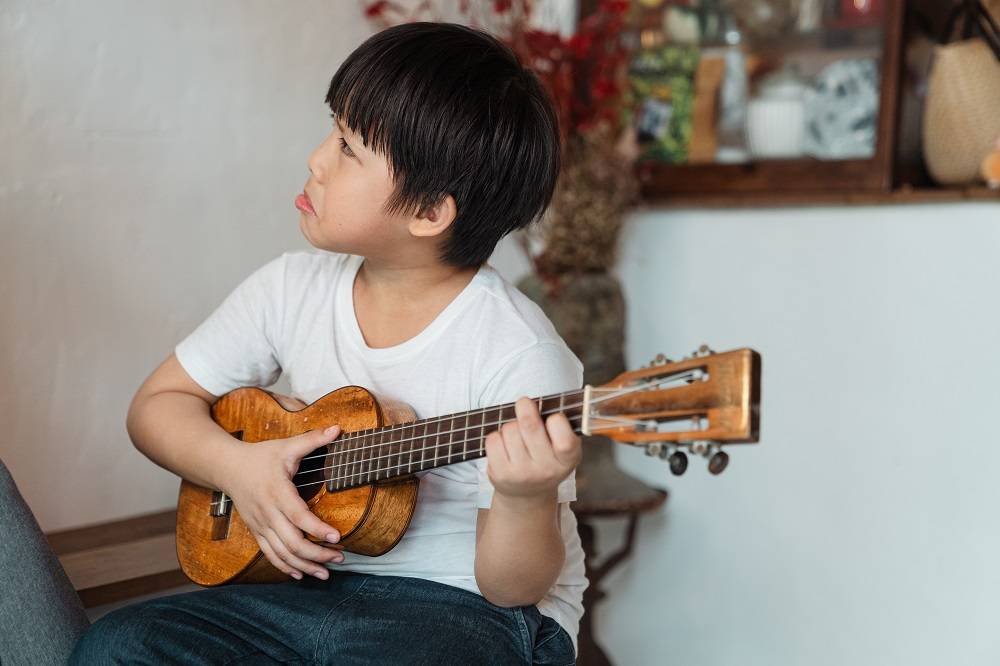 Menurut Pakar, Ini Ciri Anak Kurang Kasih Sayang dan Cara Mengatasinya