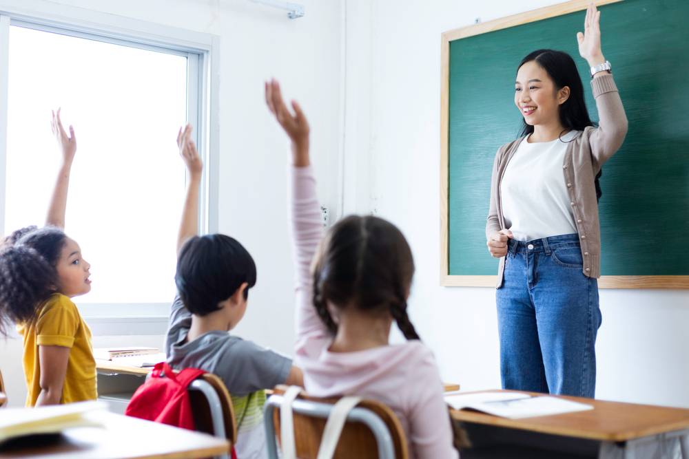 10 Tipe Guru Favorit Anak-anak