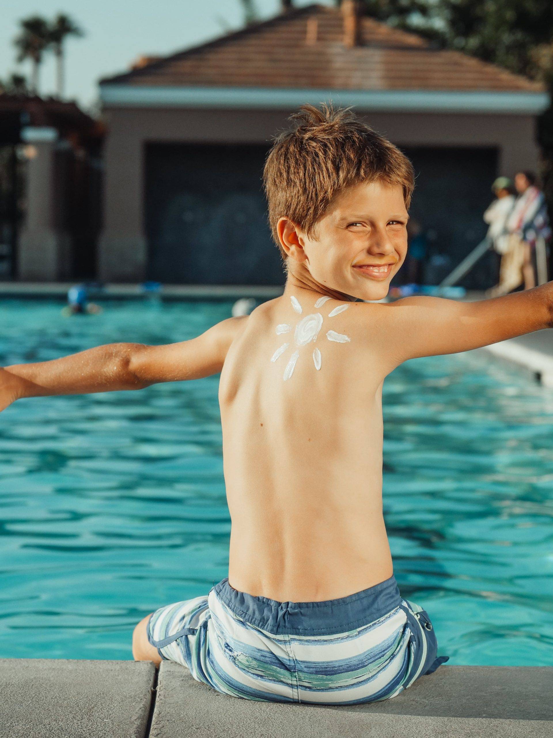 Ini 4 Rekomendasi Sunscreen dan Sunblock Anak yang Aman Dipakai 