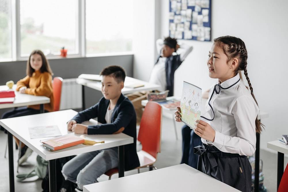 10 Masalah yang Dihadapi Anak di Sekolah dan Cara Membantu Mereka