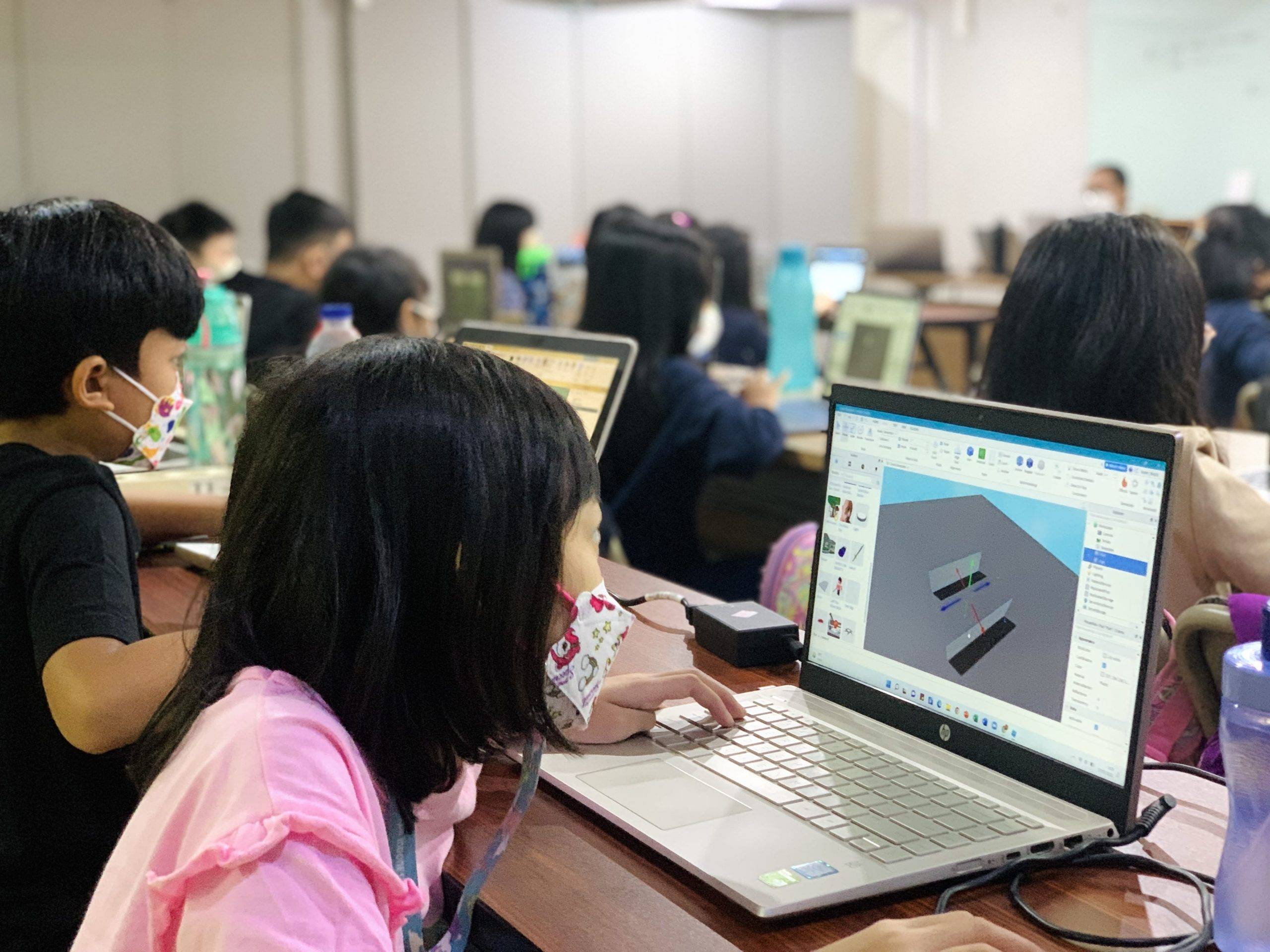 "Let's Make Your Own Games", Kelas Coding Seru untuk Anak