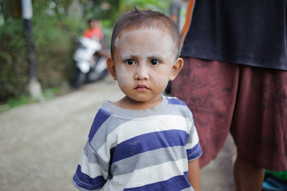 12 Ciri-Ciri Orangtua Yang Indonesia Banget