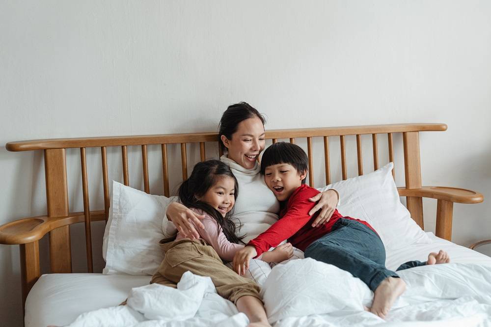 Baru di Minggu Ini: Staycation CocoMelon di Fairmont Hingga Inovasi Bahan T-Ester Baru Pigeon