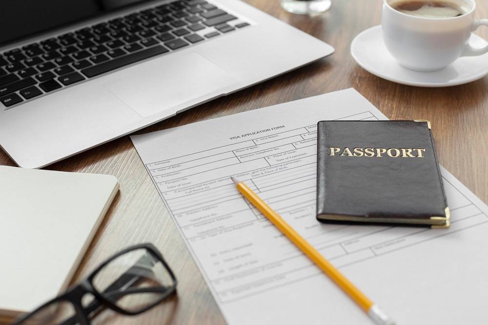 Siap Liburan, Ini Cara Bikin Paspor yang Berlaku 10 Tahun!