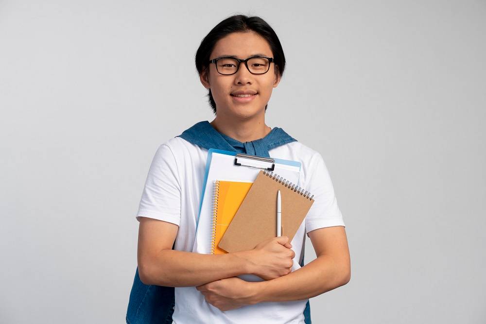 Rekomendasi Sekolah Khusus Anak Laki-laki, Proses Belajar Jadi Lebih Terarah!