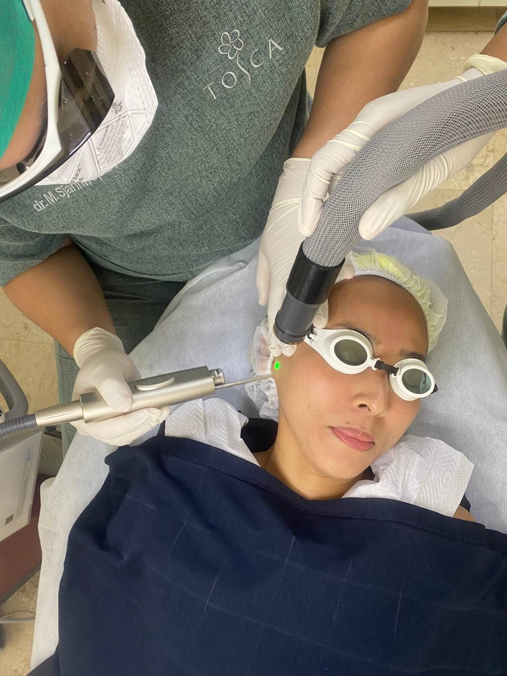 Treatment Laser 3D Pro Tight and Lift, Mengencangkan dan Membuat Wajah Tirus Dalam Hitungan Jam