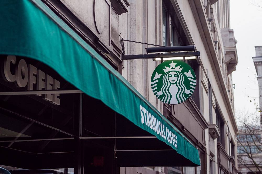 Baru di Minggu Ini: Gerai Baru Starbucks di Garut hingga Vitamin Baru Youvit untuk Atasi Jerawat