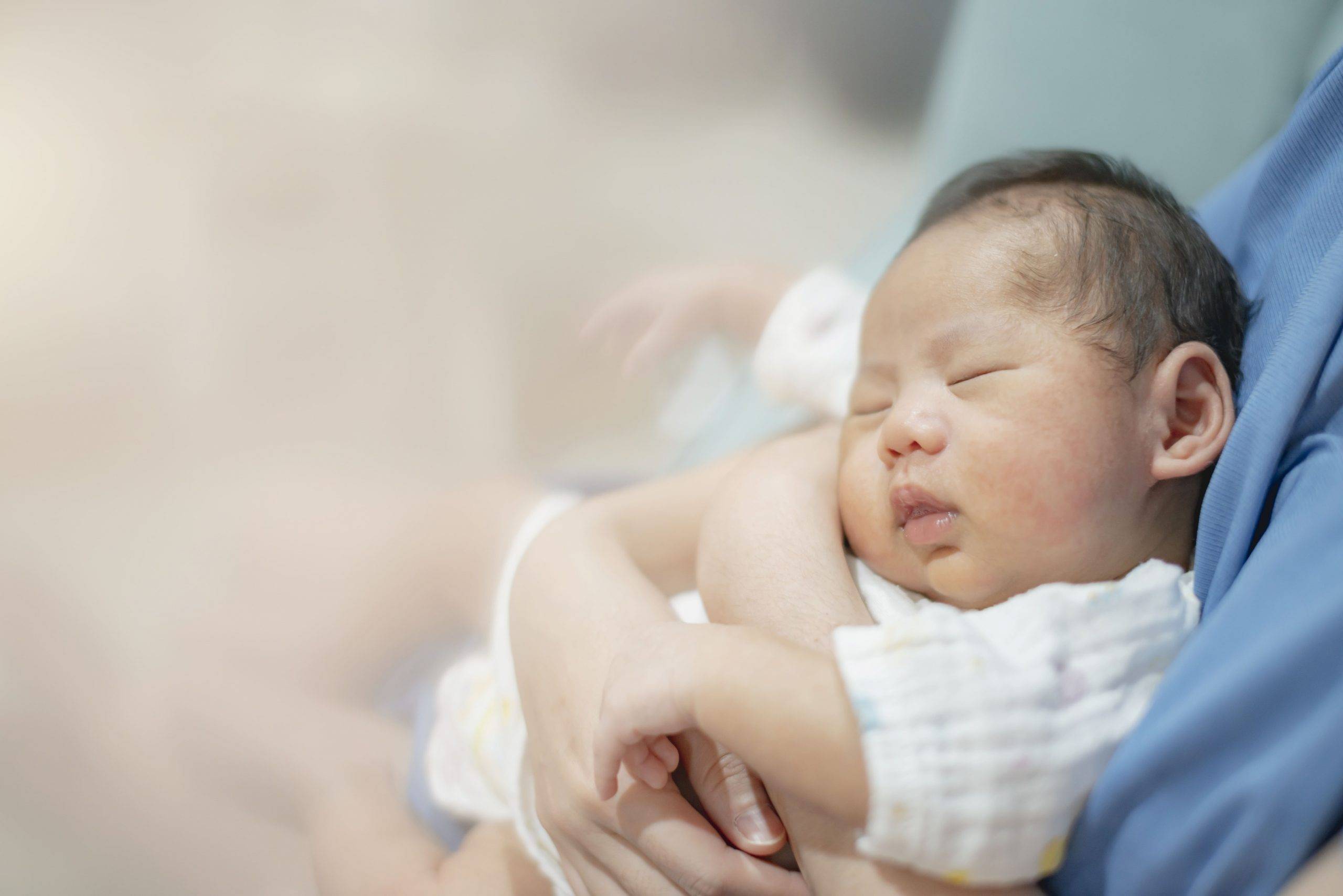 Cara Mencegah Baby Blues Pasca Melahirkan