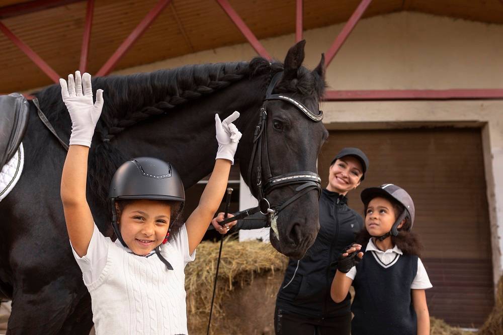 6 Tempat Les Berkuda Favorit di Jabodetabek, Cocok untuk Mengisi Liburan Anak