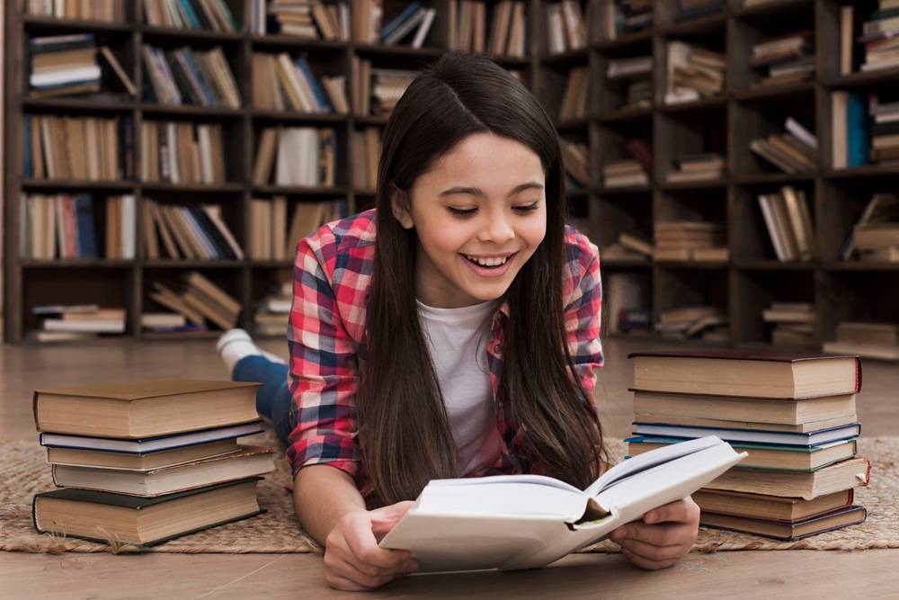 Ingin Anak Perempuan Jadi Pintar & Berani? Berikan 15 Buku Bacaan Ini!