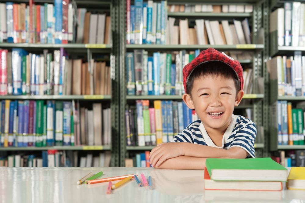 Bikin Wawasan jadi Luas, Ini 15 Buku Bacaan Wajib untuk Anak Laki-Laki