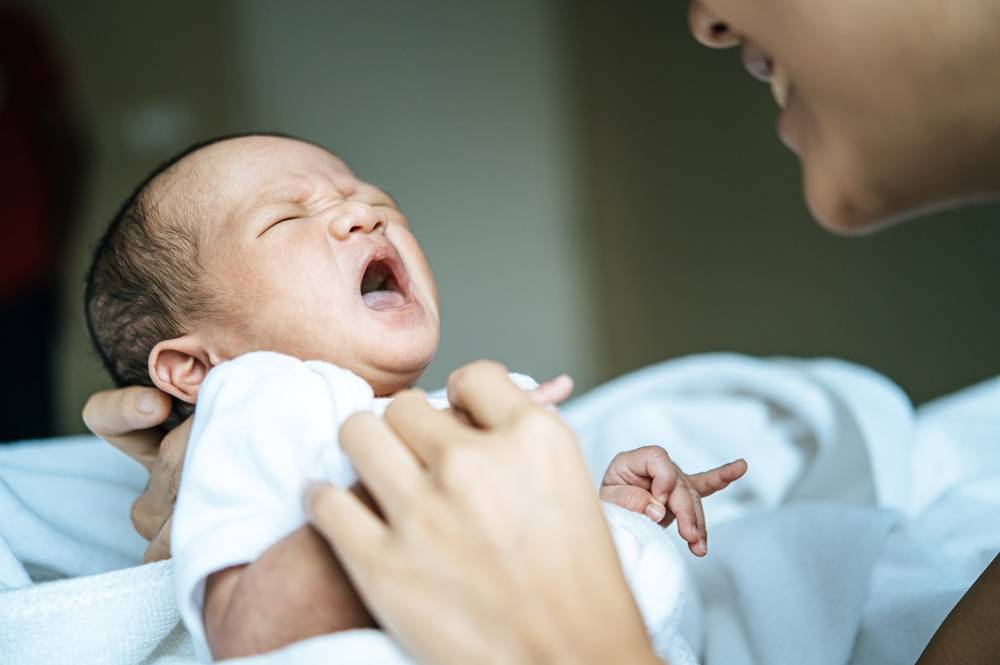 Catat Mommies, Ini Penyebab dan Bahaya Bayi Tersedak!