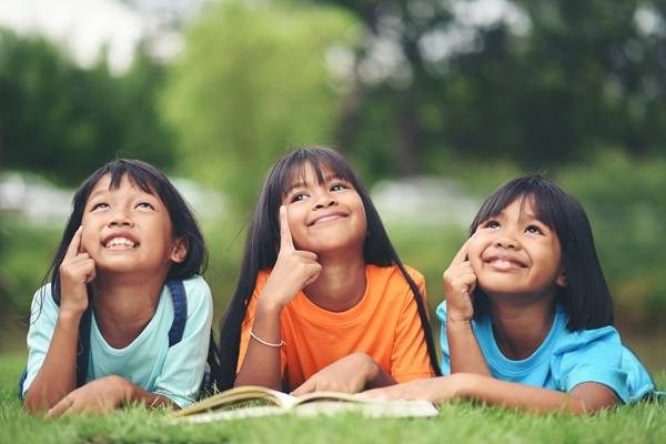 Wajib Tahu! 8 Fakta Gen Alpha dan Tips Parenting Anak Generasi Ini