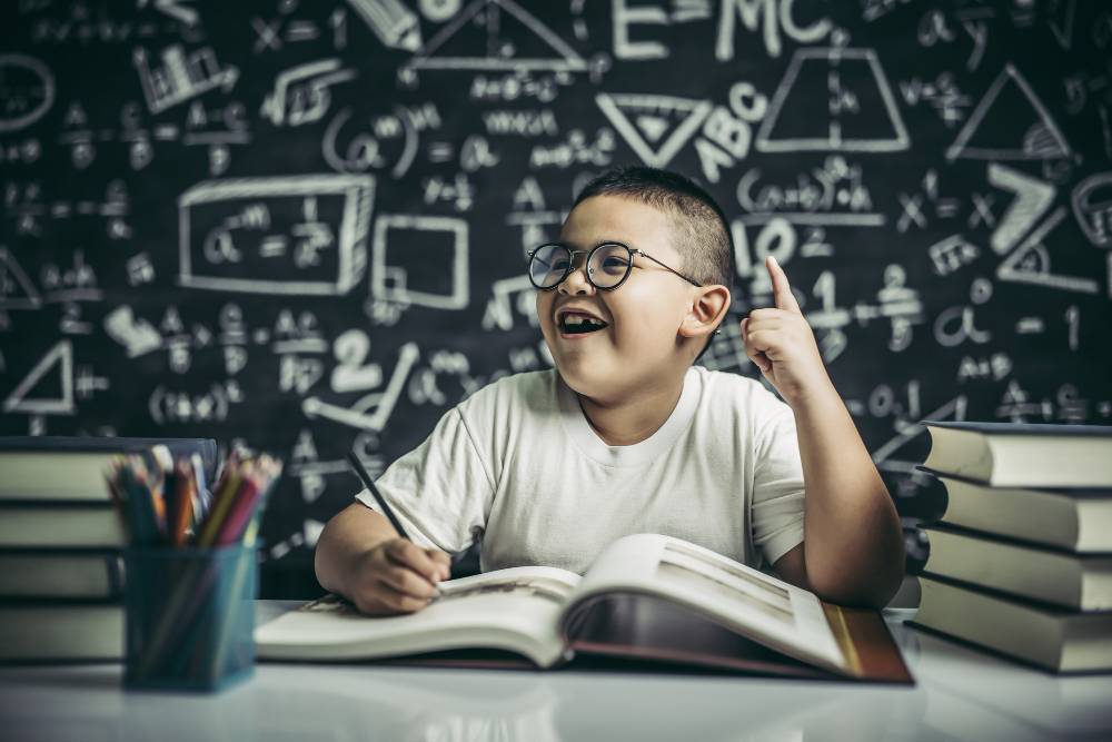 Cara Meningkatkan IQ Anak dengan Mudah, Ini Penjelasan Pakar!