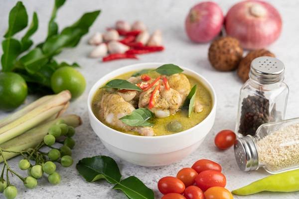 5 Resep Opor yang Mudah dan Anti Gagal Untuk Lebaran!