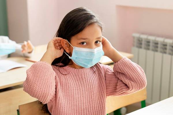 Cepat Sembuh, Ini 8 Rekomendasi Obat Flu dan Batuk untuk Anak!