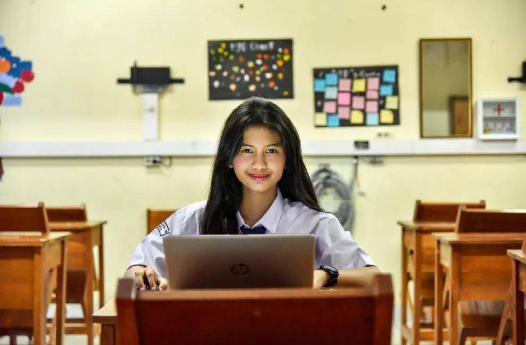 Putu Kania Gayatri, Manfaatkan Keterampilan Digital untuk Atasi Masalah Sosial Remaja