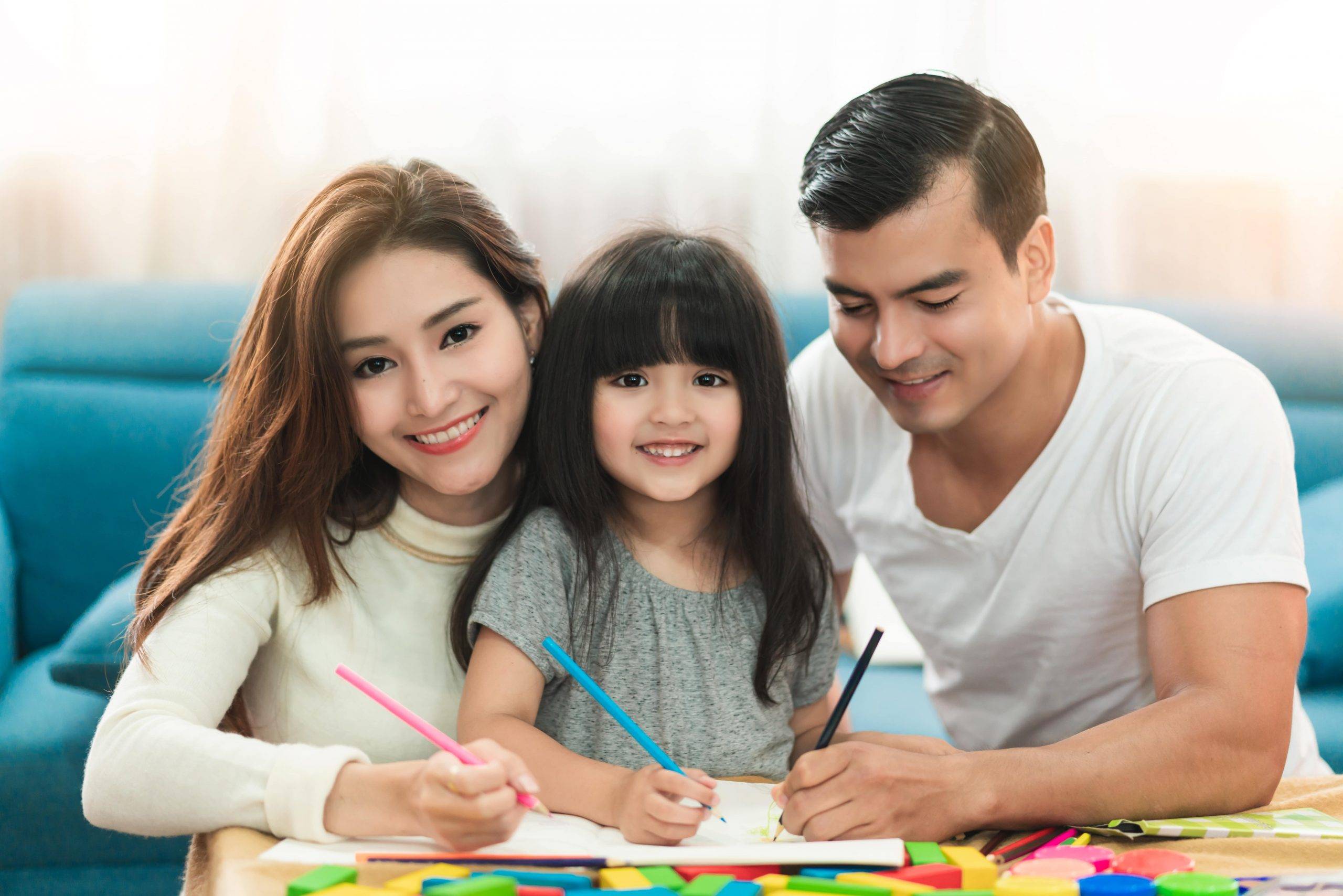 7 Perbedaan Parenting Asia dan Eropa, Orang Tua Harus Tahu!