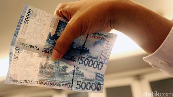 7 Ciri Uang Palsu dan Cara Membedakannya dengan Uang Asli, Jangan Tertipu!