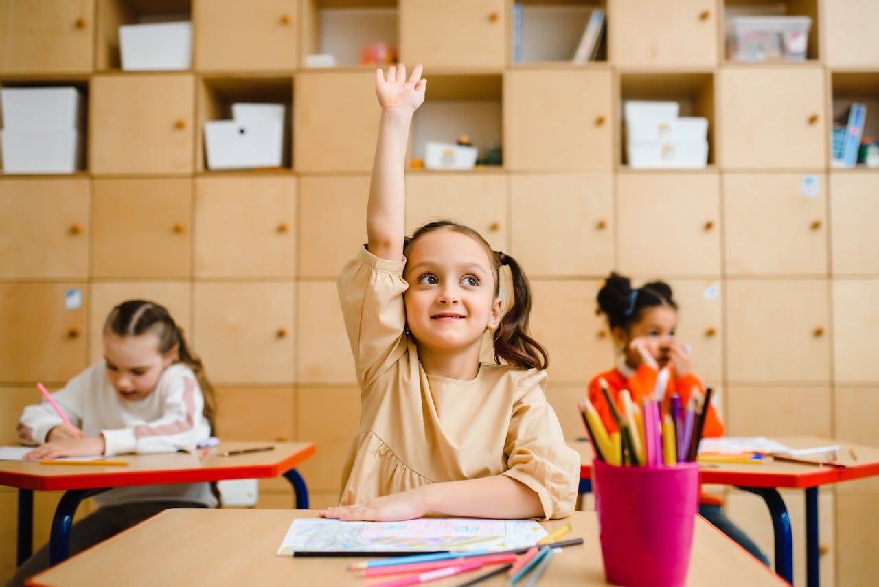 12 Cara Efektif Meningkatkan Kreativitas Anak, Bisa Dilakukan di Rumah
