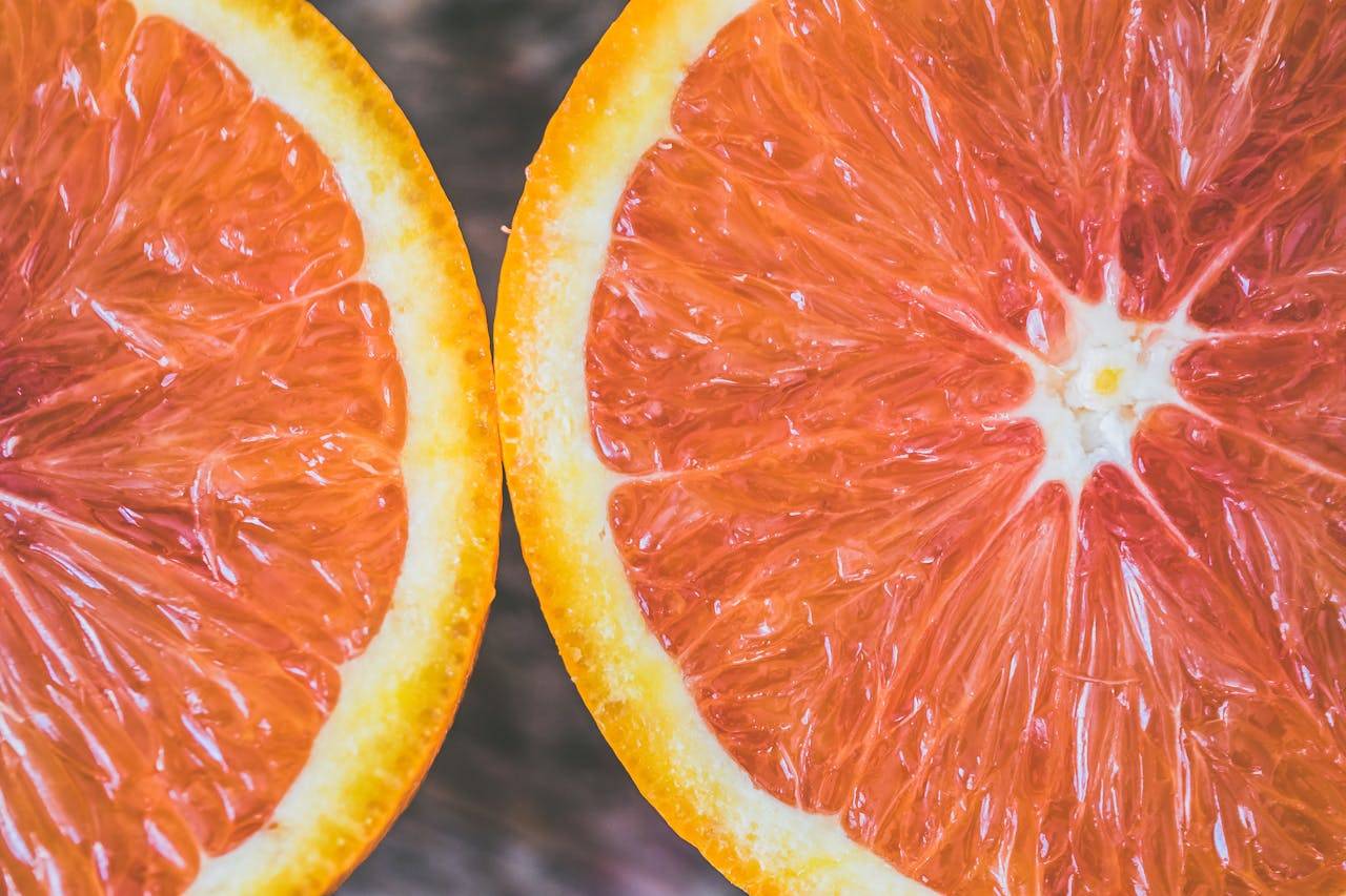 12 Serum Vitamin C Terbaik, Mencerahkan dan Bikin Kulit Glowing