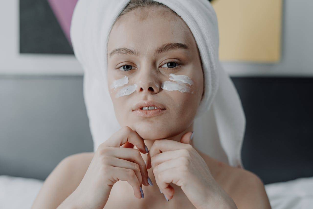 10 Moisturizer Lokal Terbaik untuk Kulit Normal, Kering, dan Berminyak