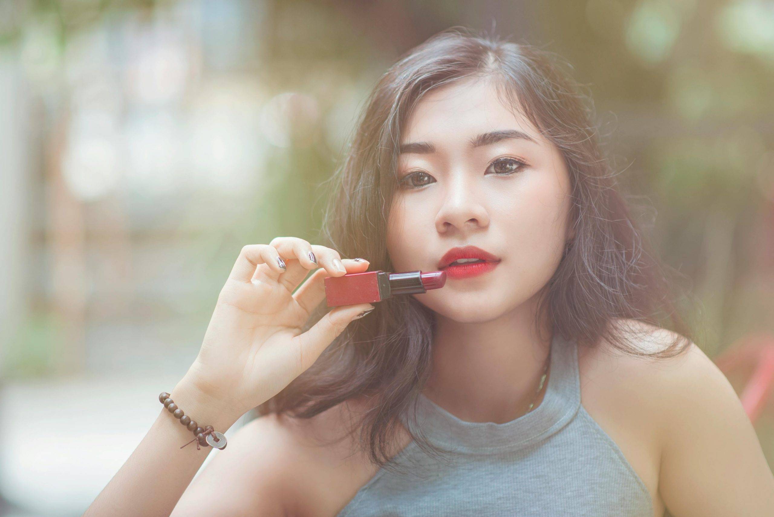 8 Lipstik Brand Lokal Terbaru yang Lagi Hype, Harus Coba!
