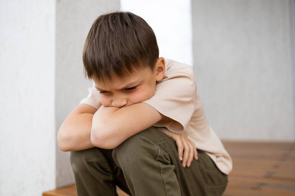 10 Kalimat yang Menunjukkan Anak Sedang Butuh Bantuan, Nomor 8 Paling Bikin Waswas!