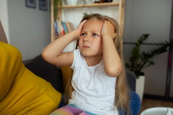 Ciri Anak yang Mengalami Brain Rot? Ketahui juga Cara Atasi Kecanduan Gadget pada Anak