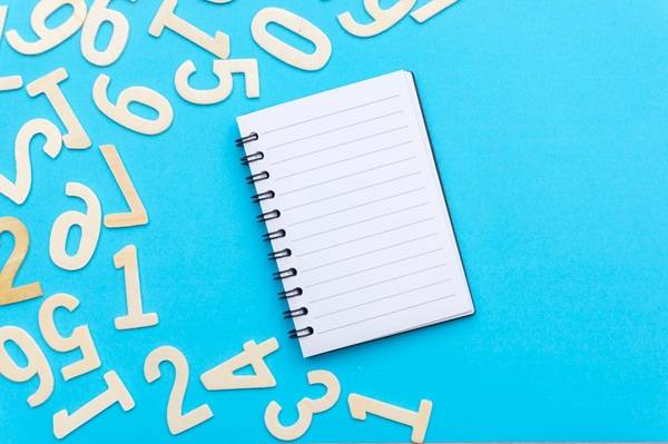 30 Contoh Soal Matematika SMP Lengkap dengan Jawaban & Pembahasan