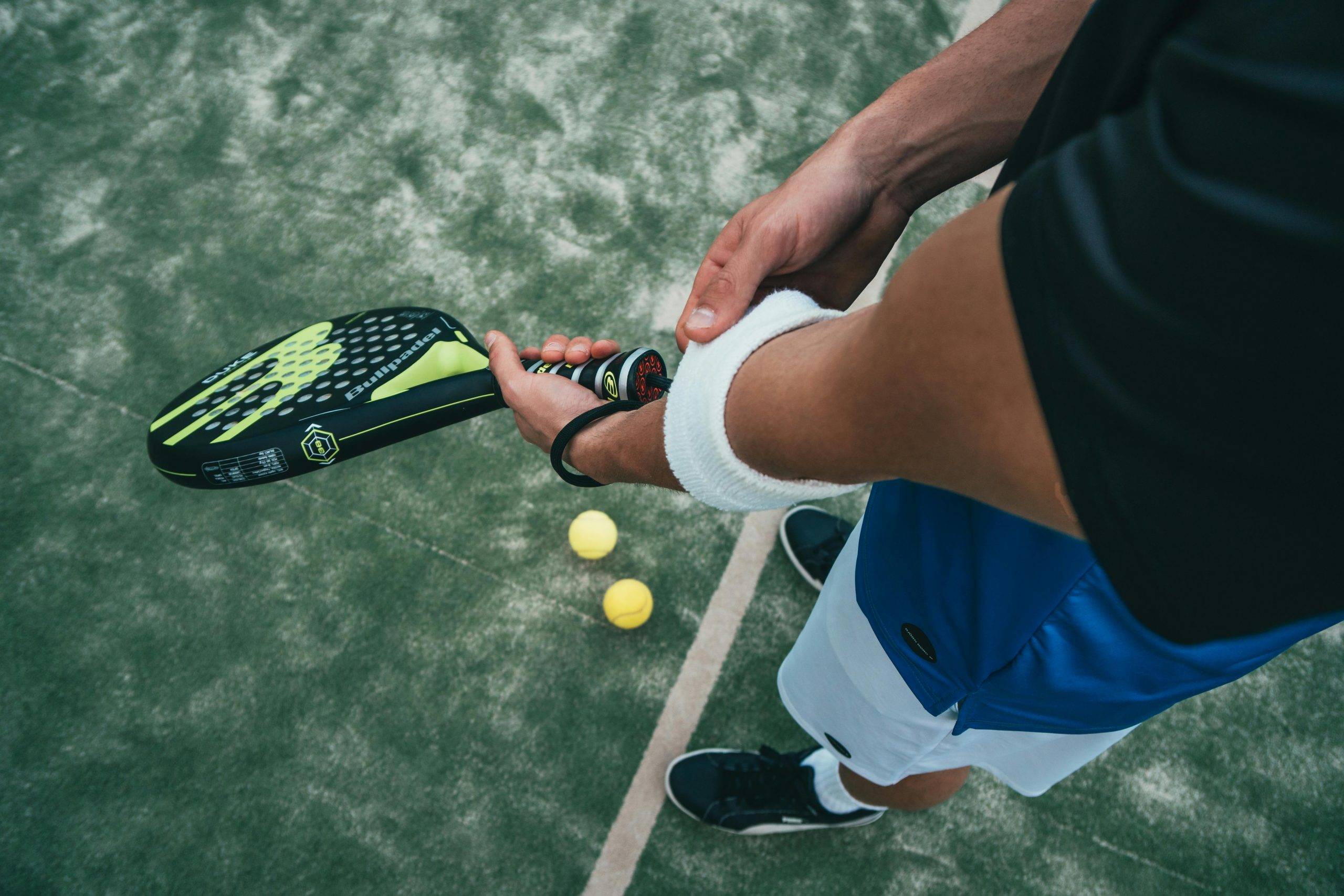 8 Rekomendasi Sepatu Padel Laki-laki dan Perempuan, Harga Mulai Rp1 Juta