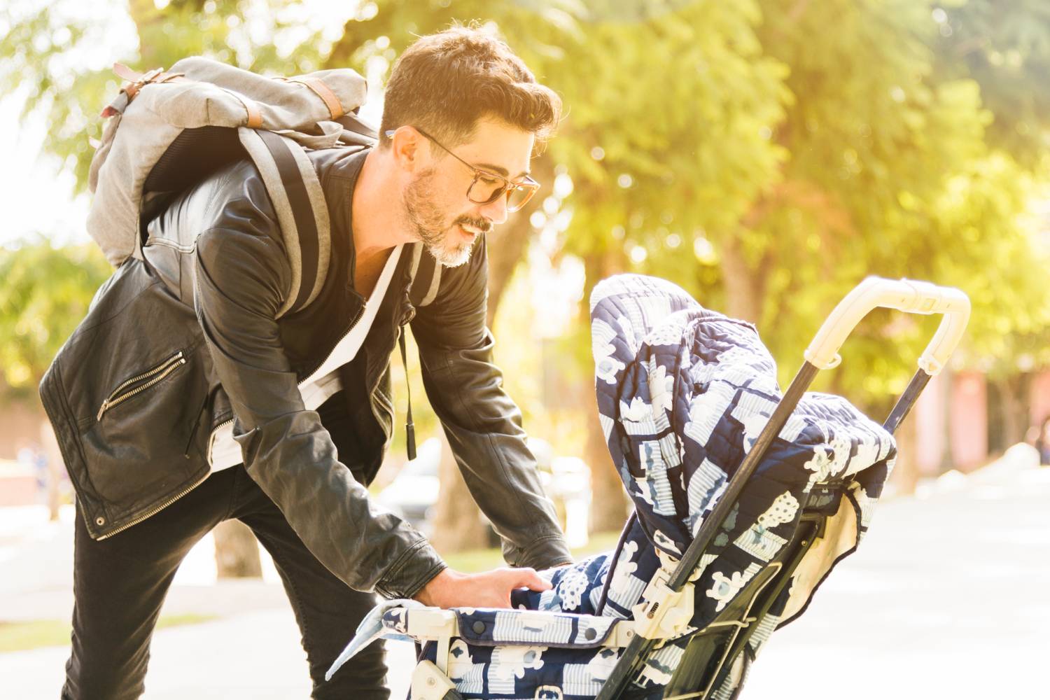 10 Diaper Bag Keren, Cocok Dipakai Ayah Biar Makin Stylish