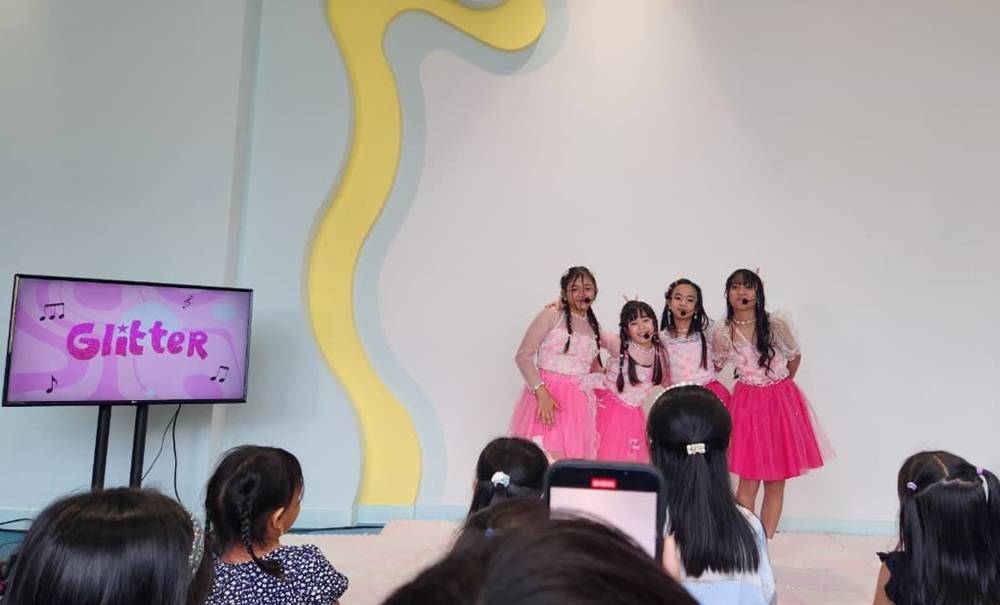 Baru di Minggu Ini: Single Baru Glitter hingga Kolaborasi WINGS dan Alfamart Hadirkan 'Sahabat Posyandu'