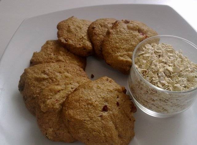 Mealkies (Oatmeal Cookies)