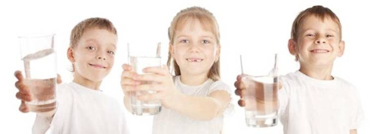 Berapa Banyak Kebutuhan Air Pada Anak?