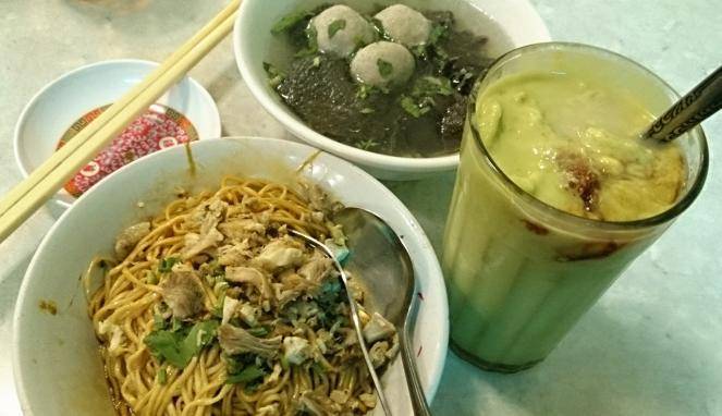 10 Tujuan Kuliner Di Bandung