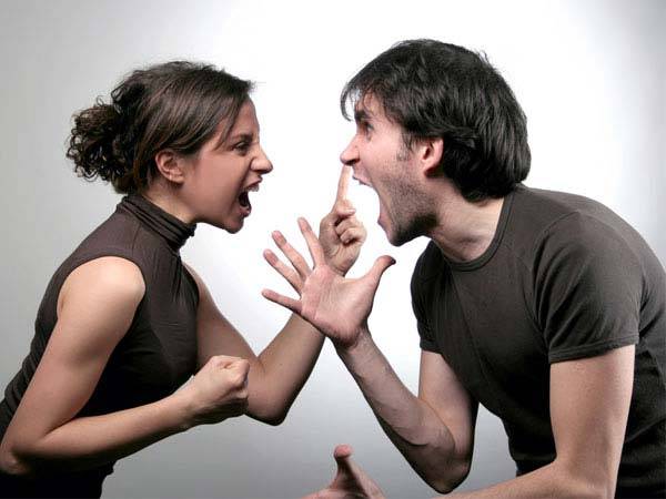 Katakan 10 Kalimat Ini Jika Ingin Cepat Merusak Hubungan dengan Pasangan