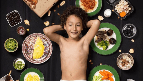 Mengintip Karya Fotografer Mengabadikan Kebiasaan Makan Anak Selama Seminggu