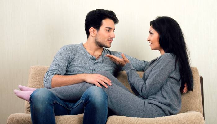 10 Topik yang Wajib Dibahas Bersama Suami Sebelum Memutuskan Untuk  Punya Anak